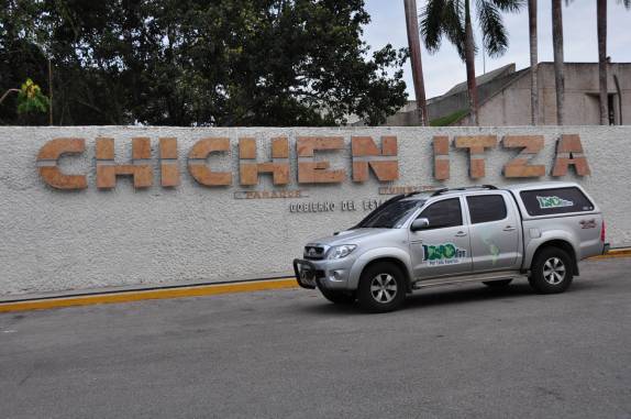 A Fiona em pleno mundo maya, em Chichen-Itza, na península do Yucatán, no México